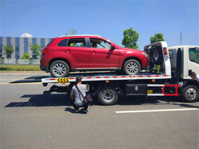 普兰长岭道路救援